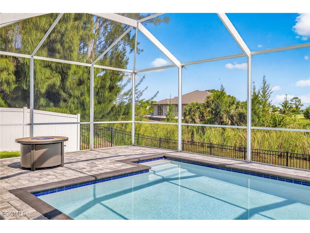 1605 SW 1st Terrace Cape Coral FL 33991 2025002804 image34