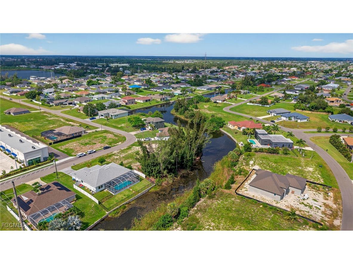1605 SW 1st Terrace Cape Coral FL 33991 2025002804 image45