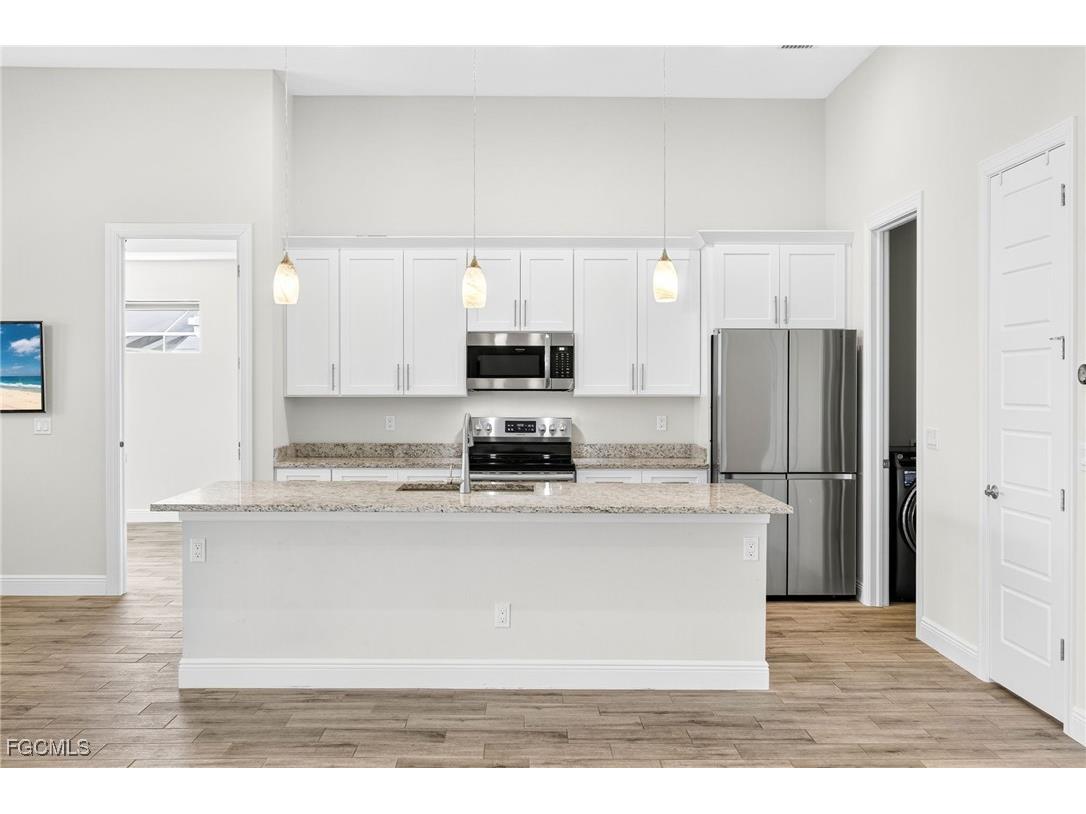 1605 SW 1st Terrace Cape Coral FL 33991 2025002804 image7