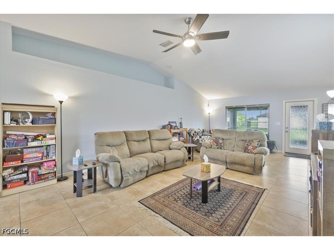 1605 SW 28th Street Cape Coral FL 33914 2026024628 image5
