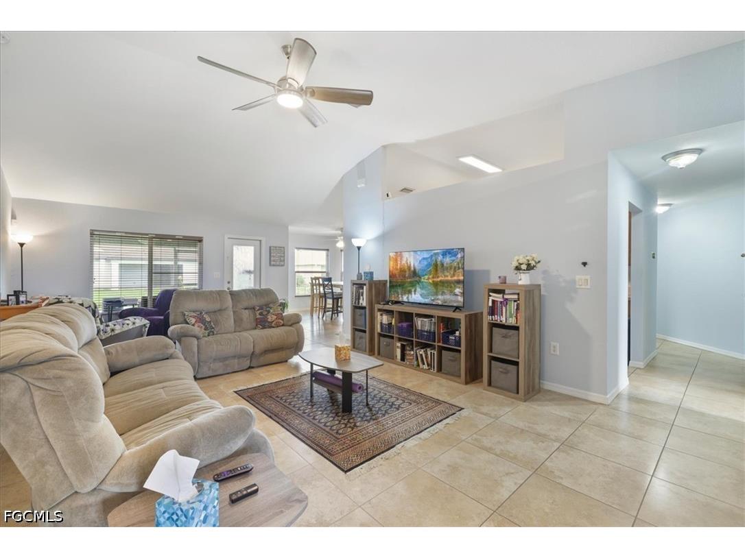 1605 SW 28th Street Cape Coral FL 33914 2026024628 image6