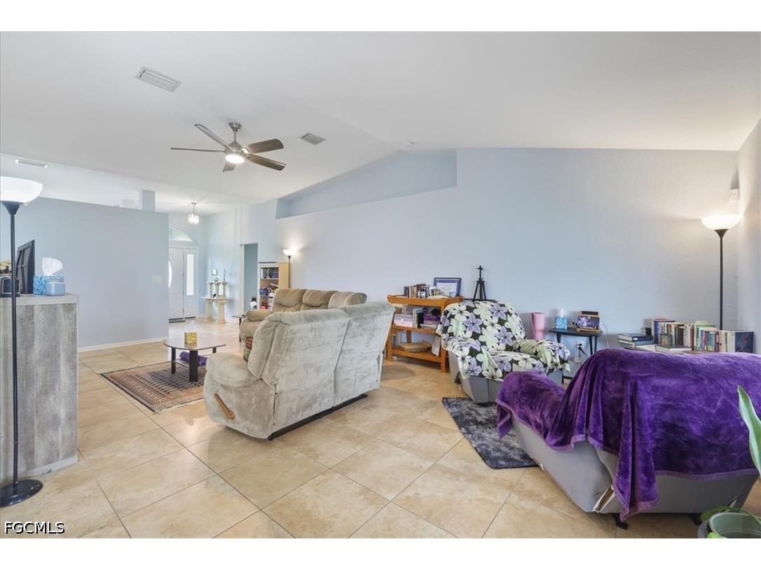 1605 SW 28th Street Cape Coral FL 33914 2026024628 image8