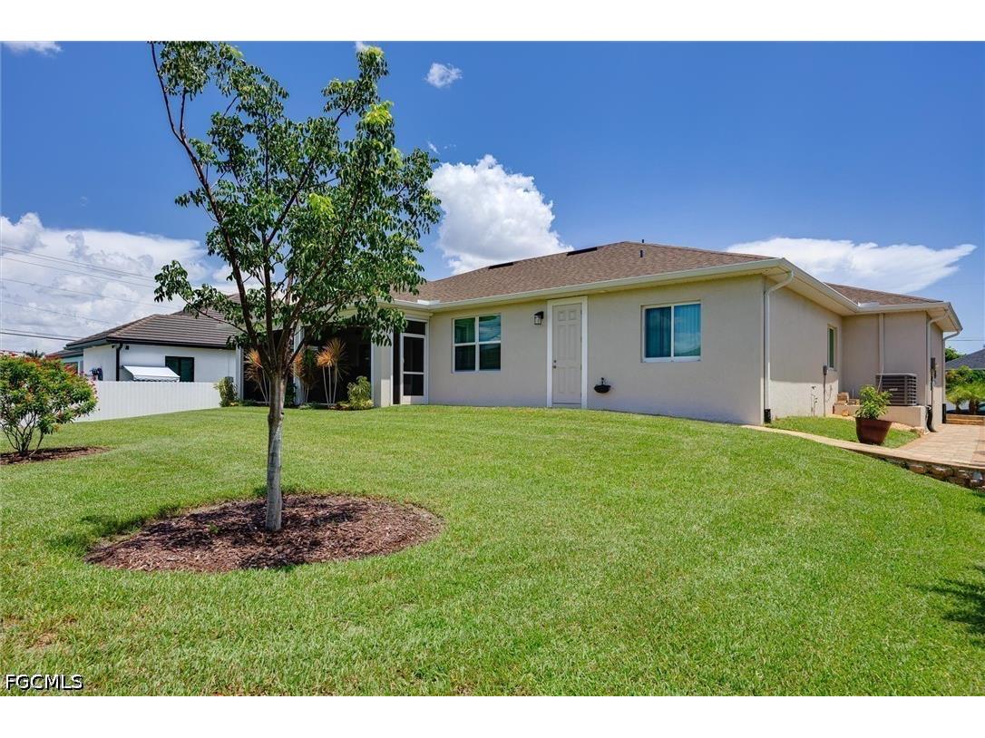 1605 SW 43rd Street Cape Coral FL 33914 2026030314 image35