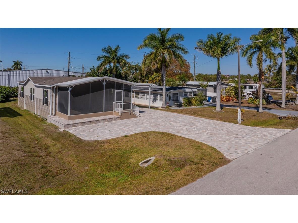 16050 Tierra Plaza Fort Myers FL 33908 226009620 image3