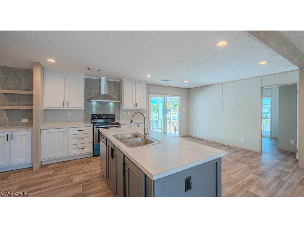 16050 Tierra Plaza Fort Myers FL 33908 226009620 image8