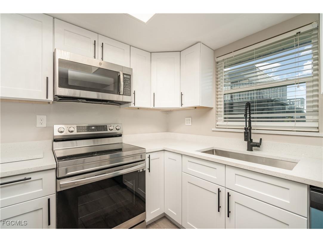 16051 Amberwood Lake Court #4 Fort Myers FL 33908 2026005698 image10