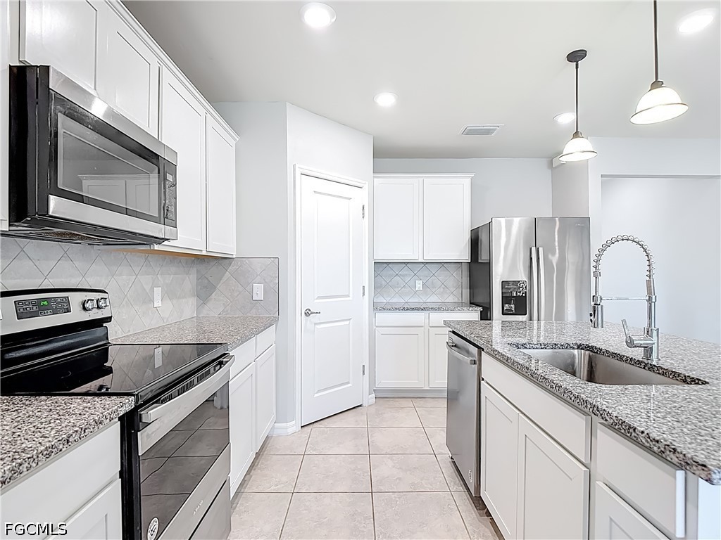 16056 Enclaves Cove Drive North Fort Myers FL 33917 2026018899 image17