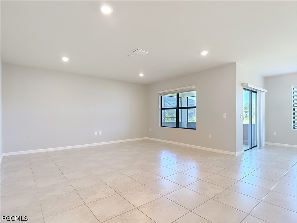 16056 Enclaves Cove Drive North Fort Myers FL 33917 2026018899 image4