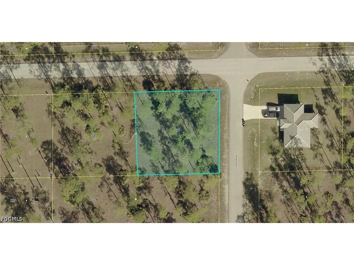 1606 E 13th Street Lehigh Acres FL 33972 2026015658 image1
