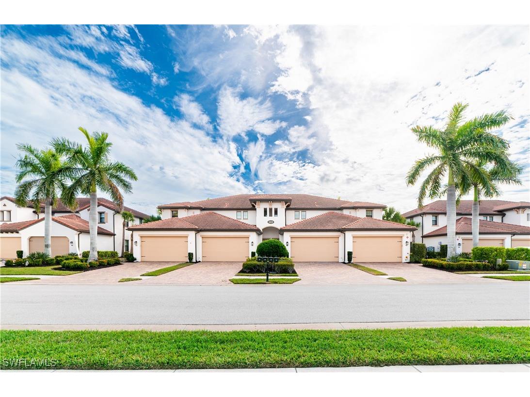 1606 Oceania Drive S #202 Naples FL 34113 225079082 image2