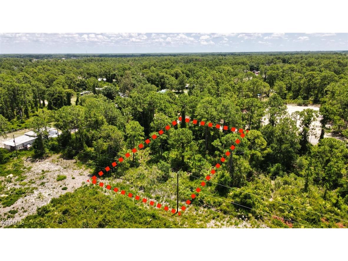 1607 Clark Avenue Lehigh Acres FL 33972 2025017748 image5