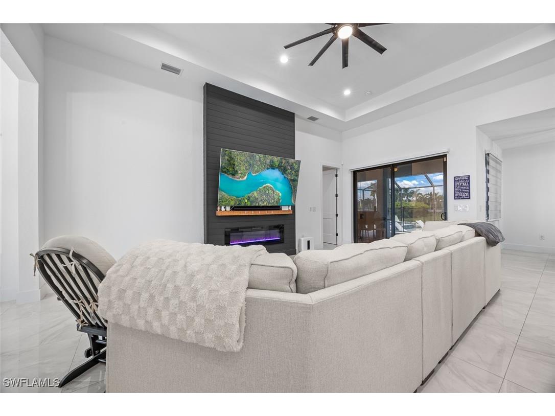 1607 NE 23rd Street Cape Coral FL 33909 225072337 image6