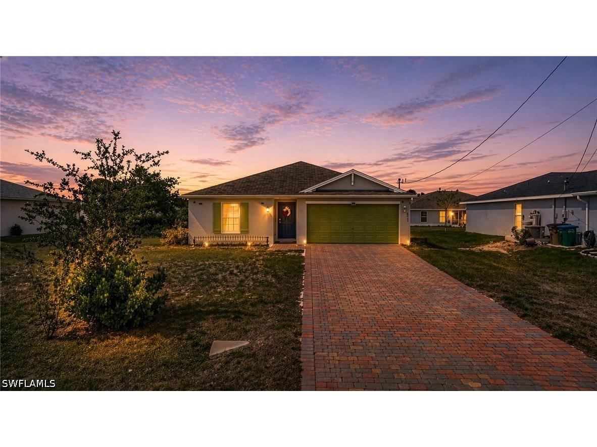 1607 NE 35th Lane Cape Coral FL 33909 226017037 image1