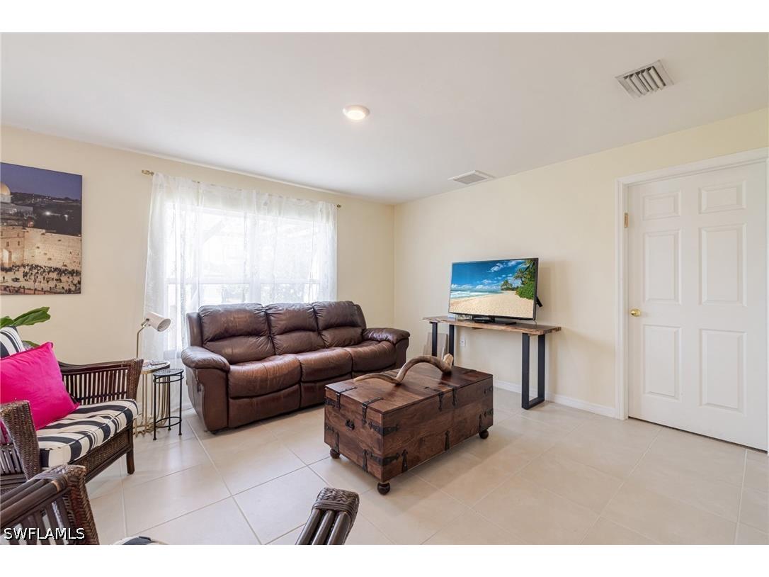 1607 NE 35th Lane Cape Coral FL 33909 226017037 image14