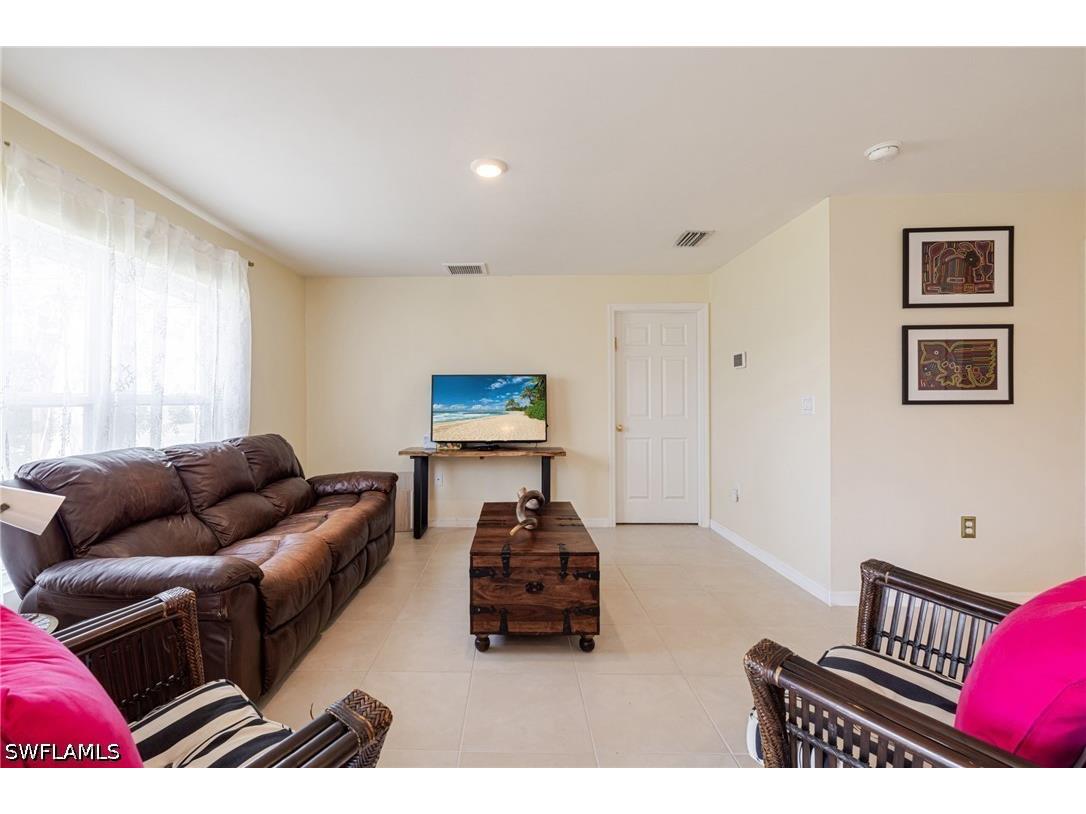 1607 NE 35th Lane Cape Coral FL 33909 226017037 image15