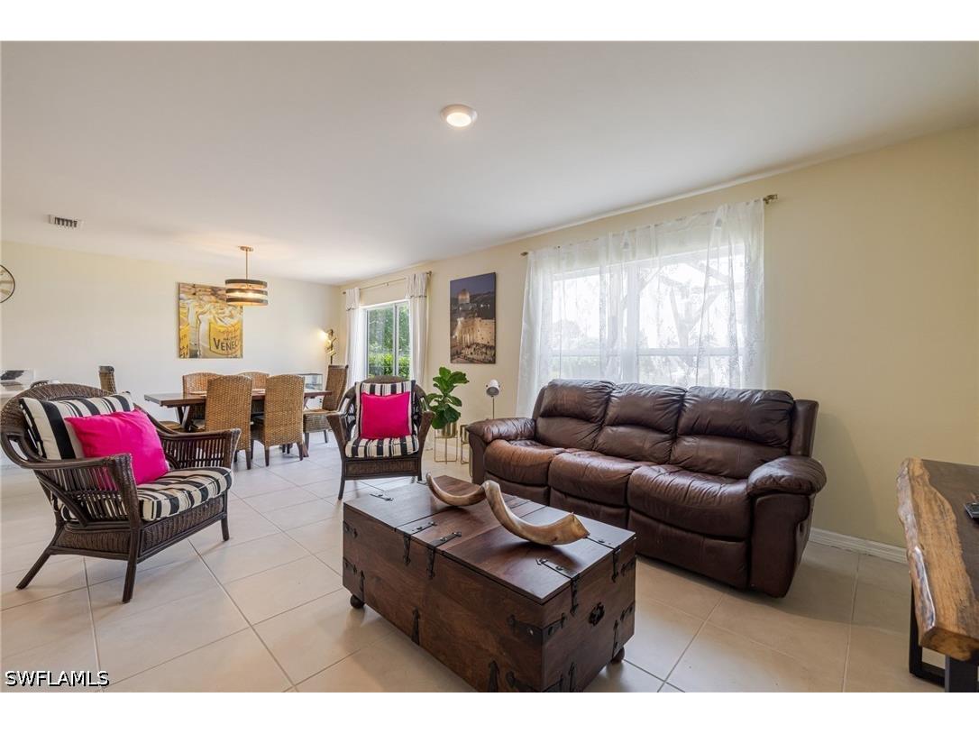 1607 NE 35th Lane Cape Coral FL 33909 226017037 image5
