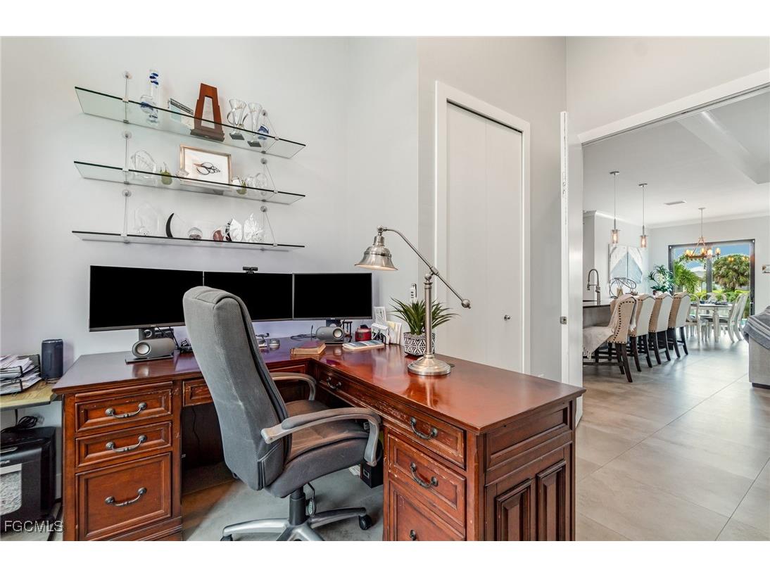 1607 NW 38th Avenue Cape Coral FL 33993 2025012404 image18