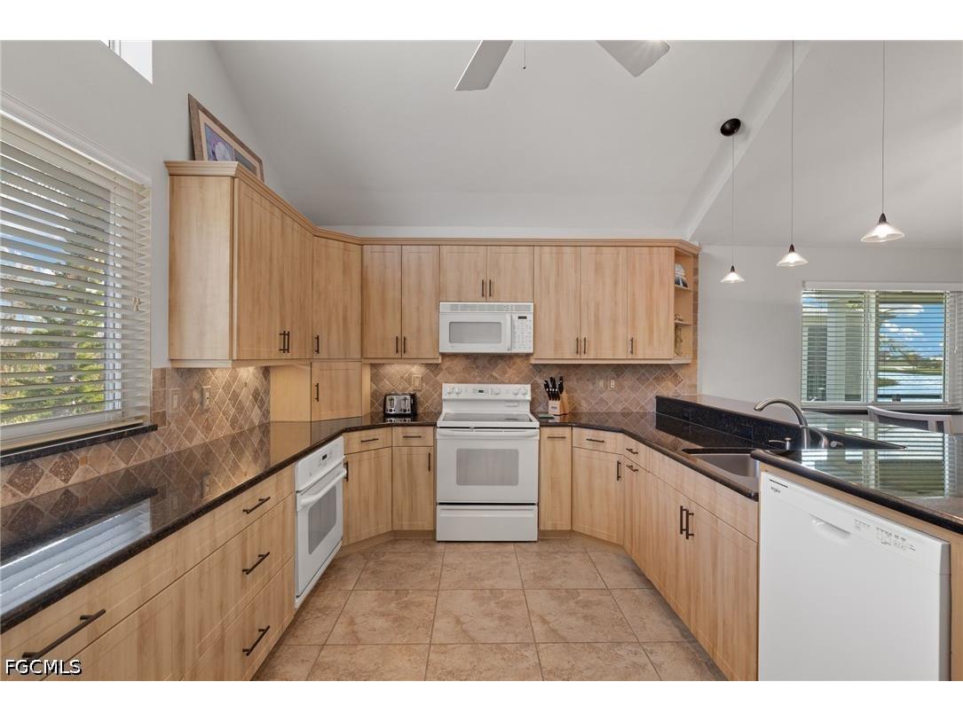 1607 Sand Castle Road Sanibel FL 33957 2026024652 image14