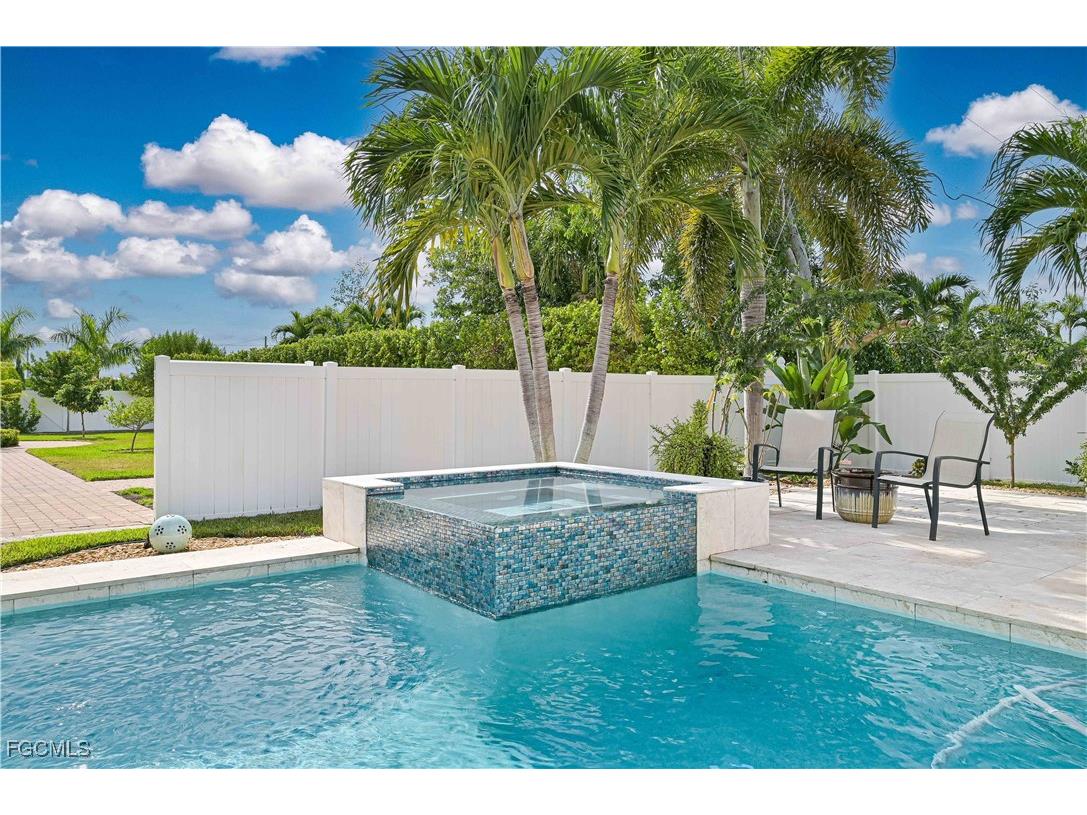 1608 Beach Parkway W Cape Coral FL 33914 2026002101 image15