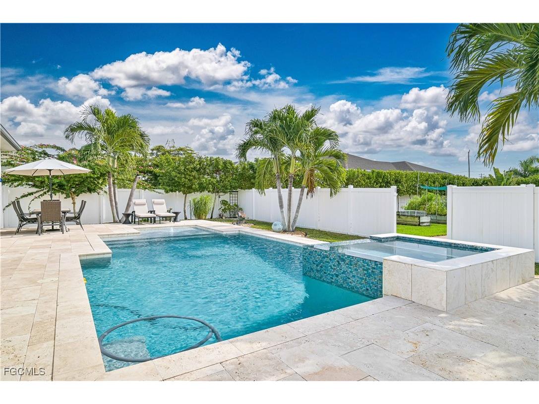 1608 Beach Parkway W Cape Coral FL 33914 2026002101 image17