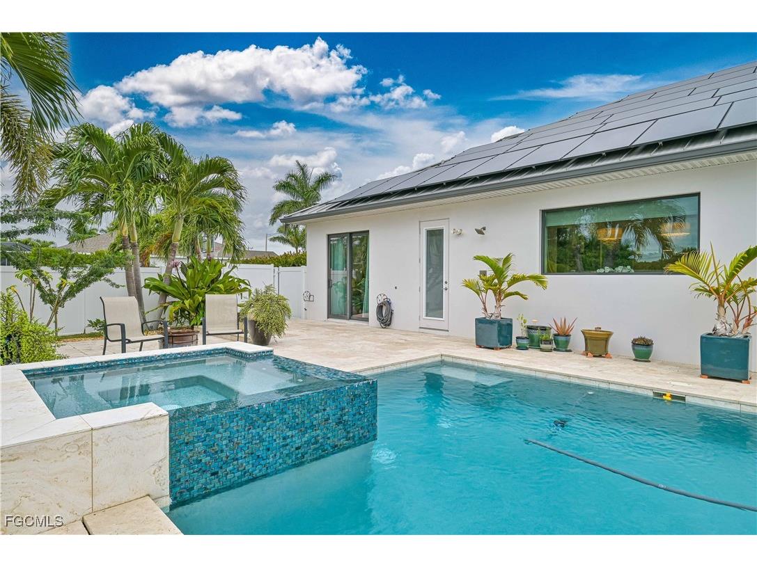 1608 Beach Parkway W Cape Coral FL 33914 2026002101 image18