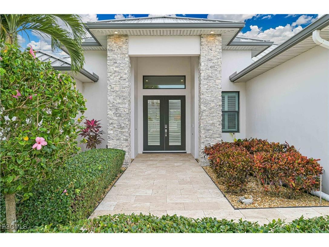 1608 Beach Parkway W Cape Coral FL 33914 2026002101 image2