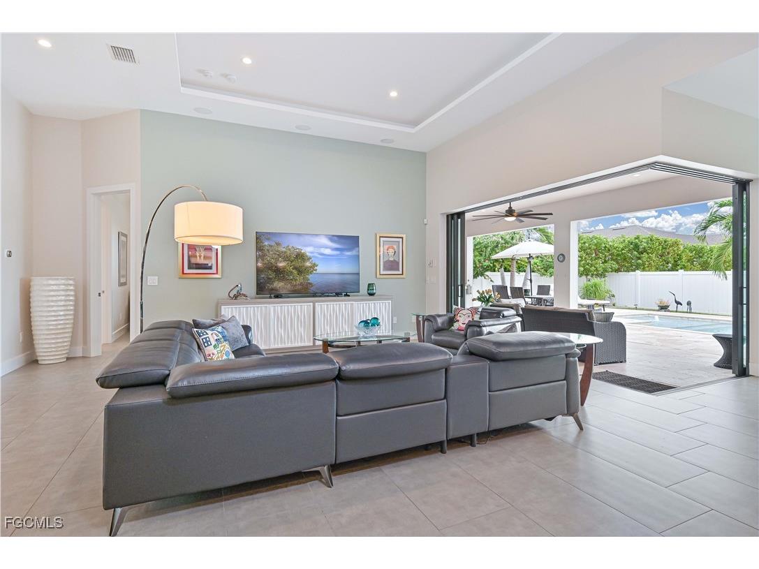 1608 Beach Parkway W Cape Coral FL 33914 2026002101 image26