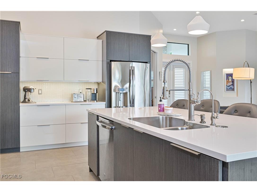 1608 Beach Parkway W Cape Coral FL 33914 2026002101 image34