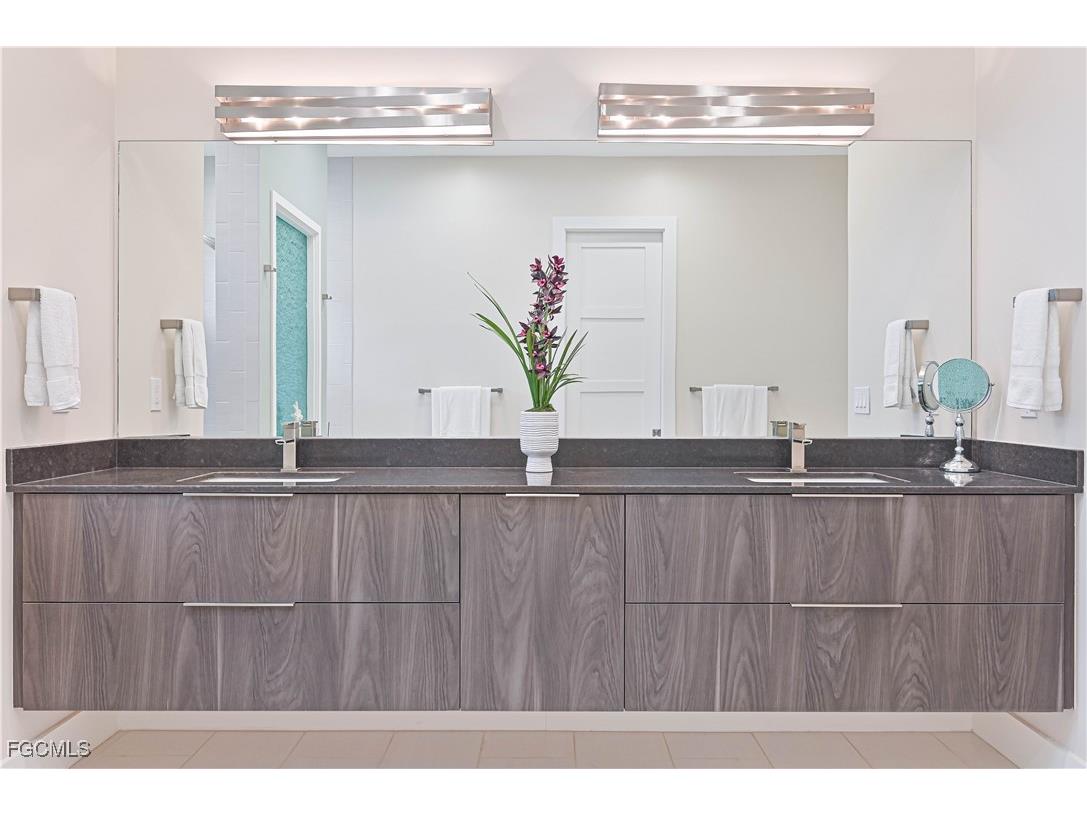 1608 Beach Parkway W Cape Coral FL 33914 2026002101 image44