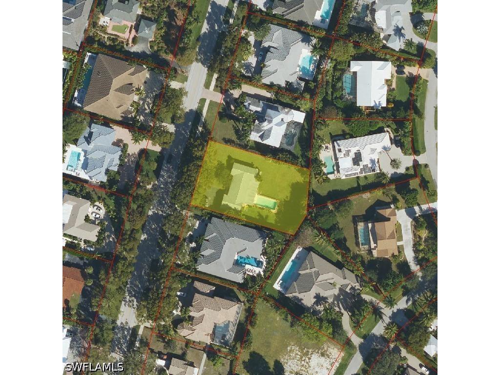1608 Crayton Road Naples FL 34102 226023942 image1