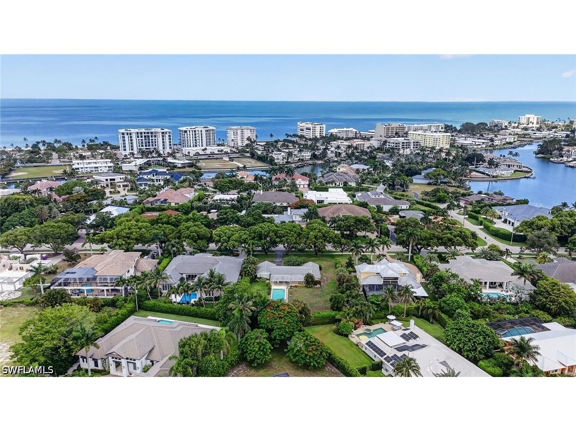 1608 Crayton Road Naples FL 34102 226023942 image27
