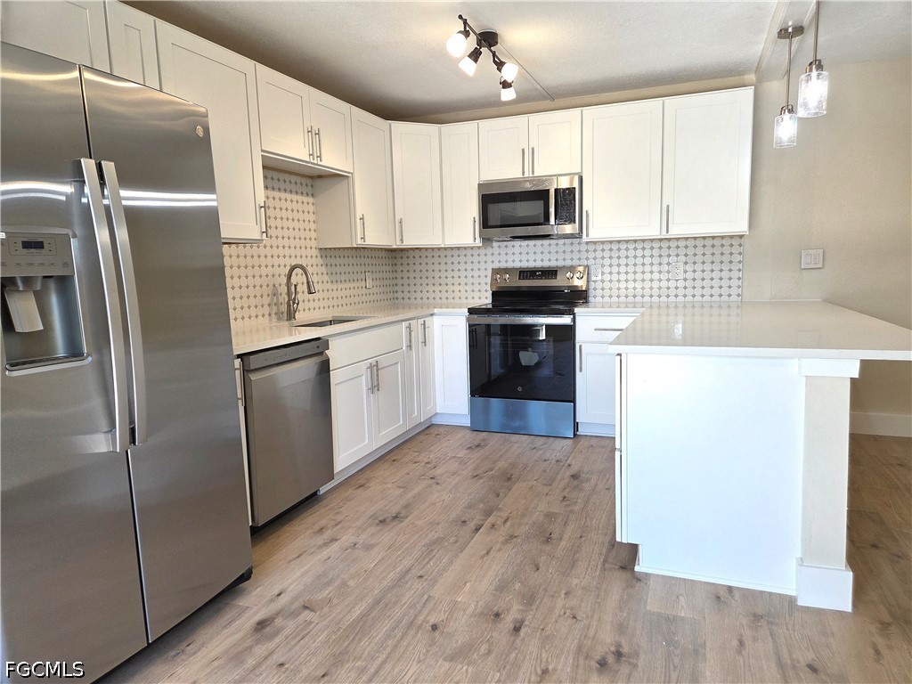 1608 Park Meadows Drive #1 Fort Myers FL 33907 2026023330 image1