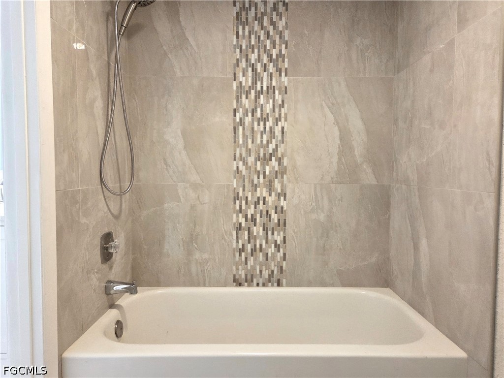 1608 Park Meadows Drive #1 Fort Myers FL 33907 2026023330 image18