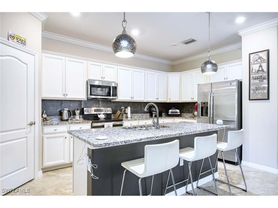 1608 Vizcaya Lane Naples FL 34113 226001119 image11