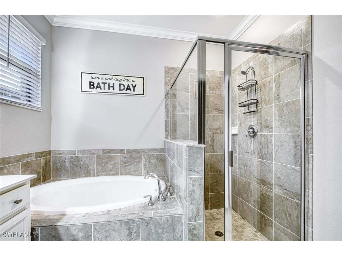 1608 Vizcaya Lane Naples FL 34113 226001119 image21