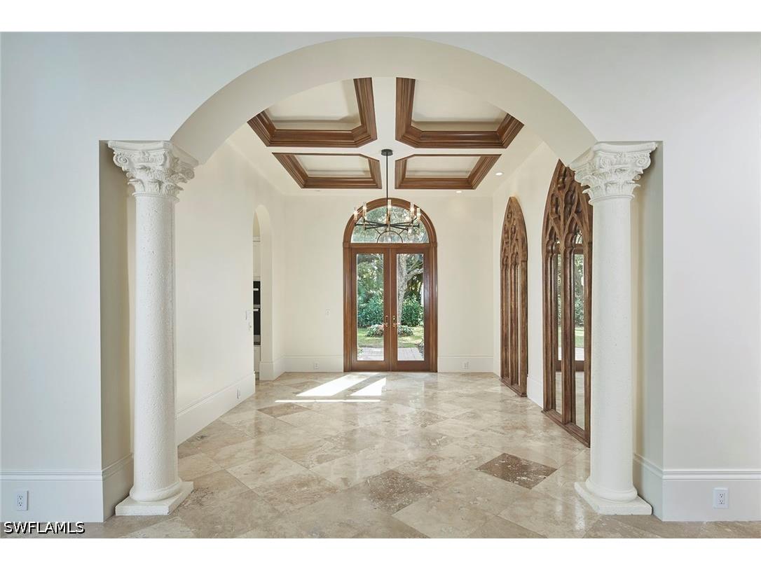 1609 Chinaberry Way Naples FL 34105 225075484 image12