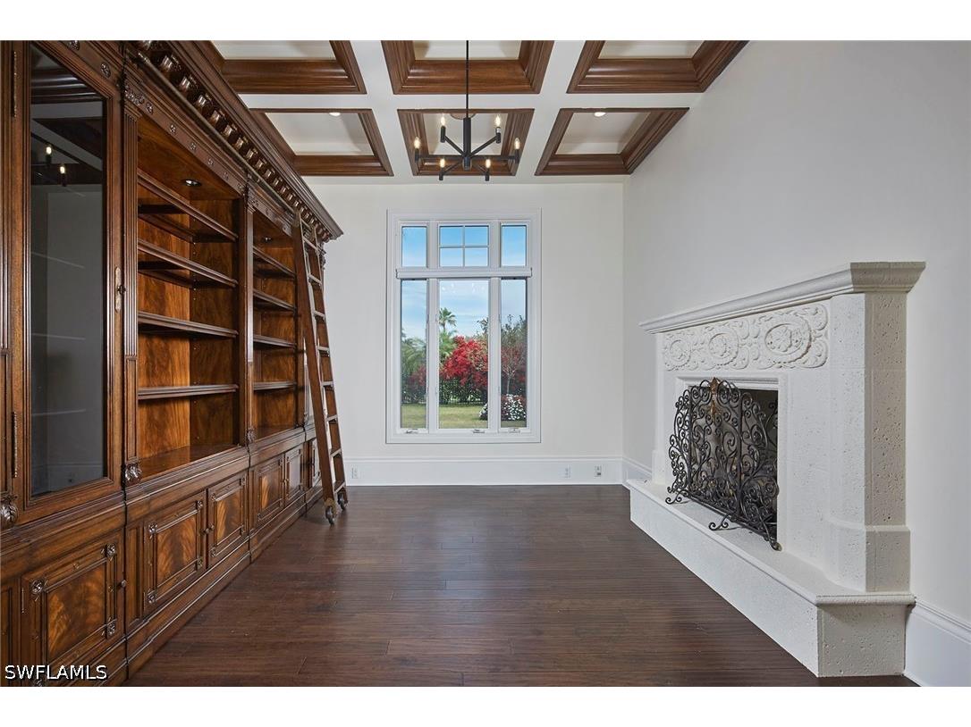 1609 Chinaberry Way Naples FL 34105 225075484 image15