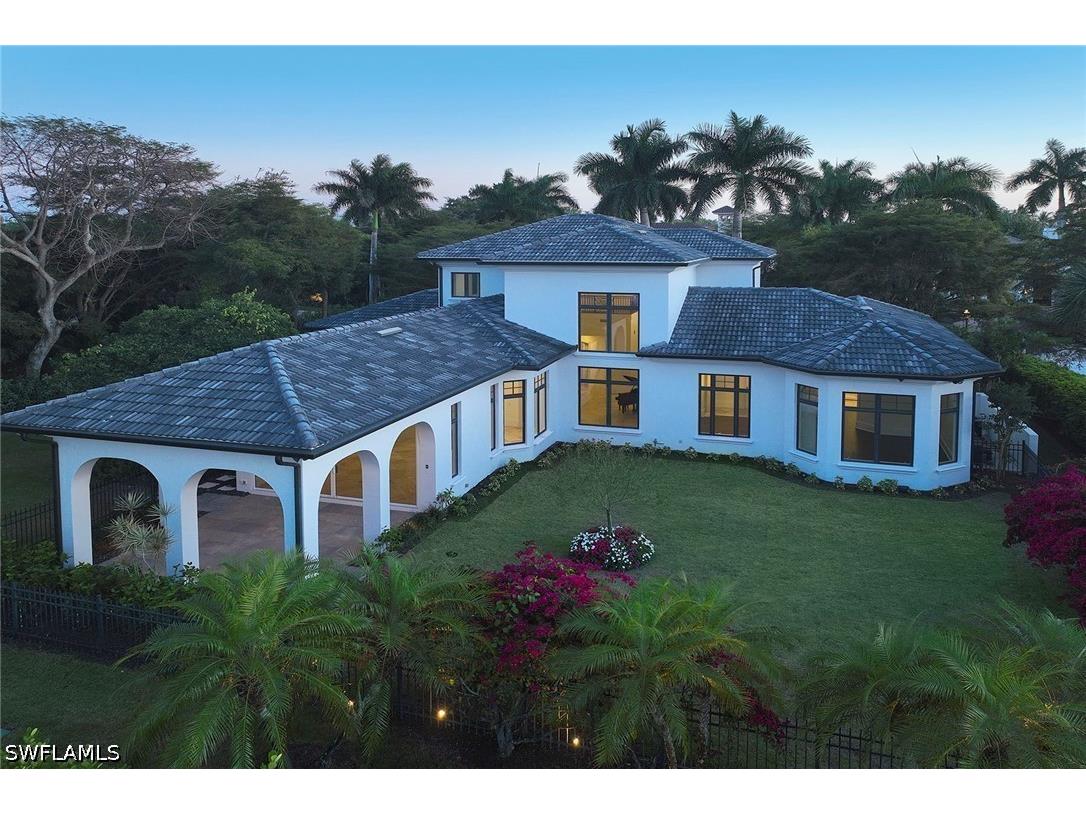 1609 Chinaberry Way Naples FL 34105 225075484 image33