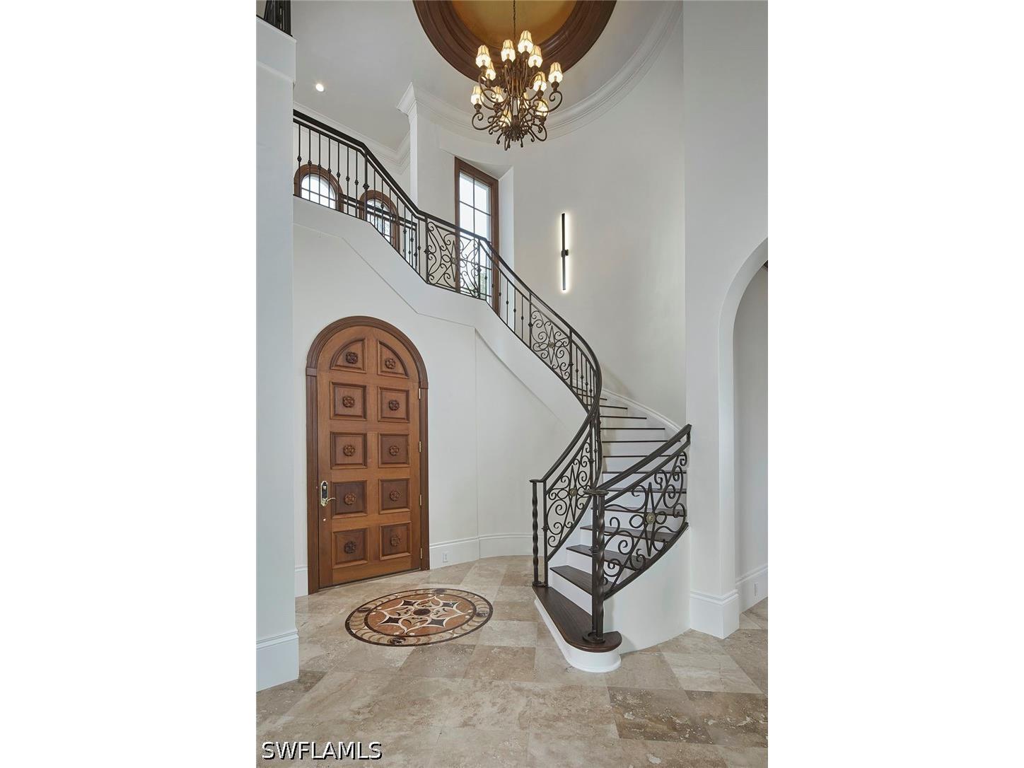 1609 Chinaberry Way Naples FL 34105 225075484 image4