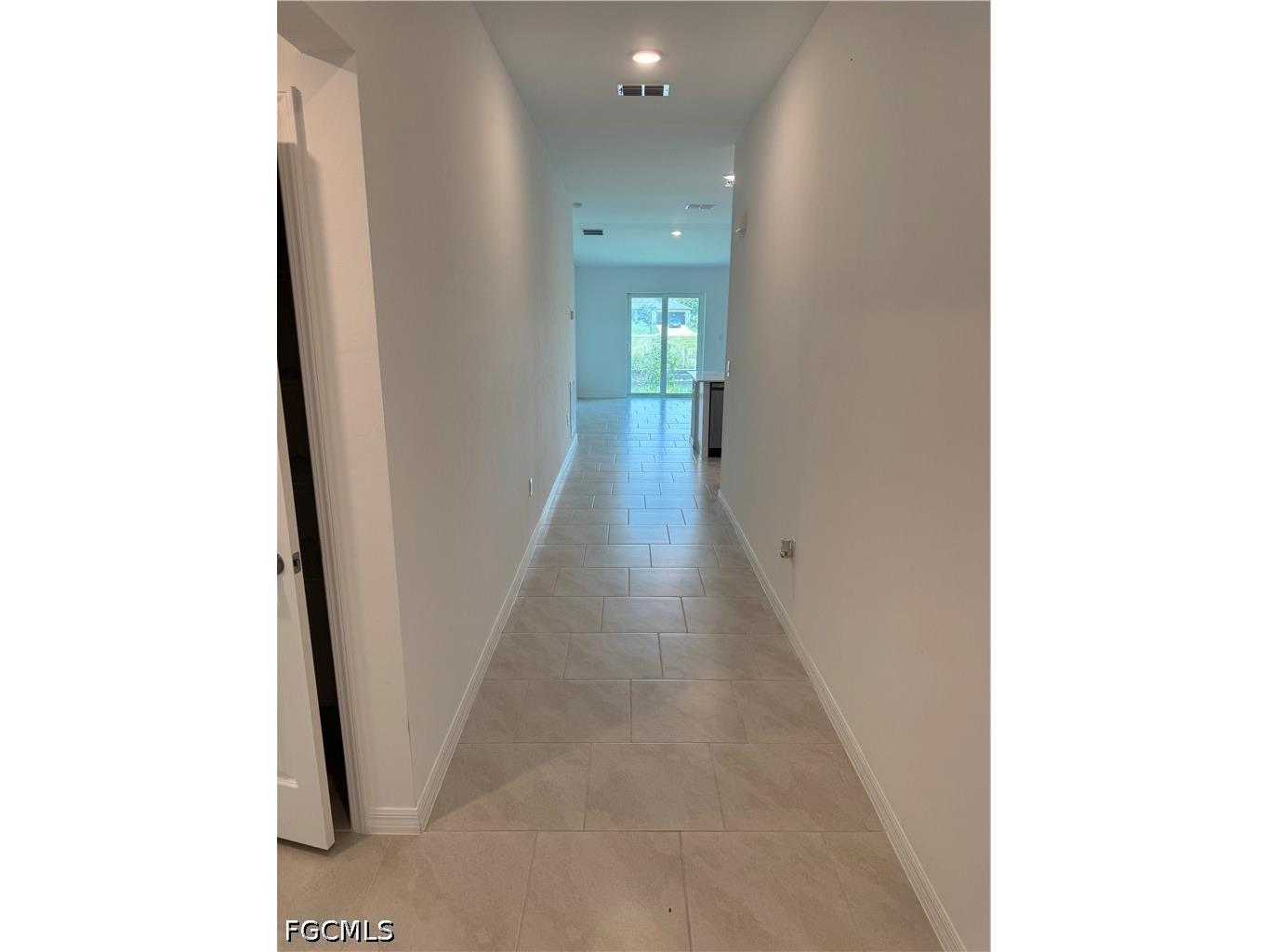1609 NE 33rd Terrace Cape Coral FL 33909 2026026798 image6