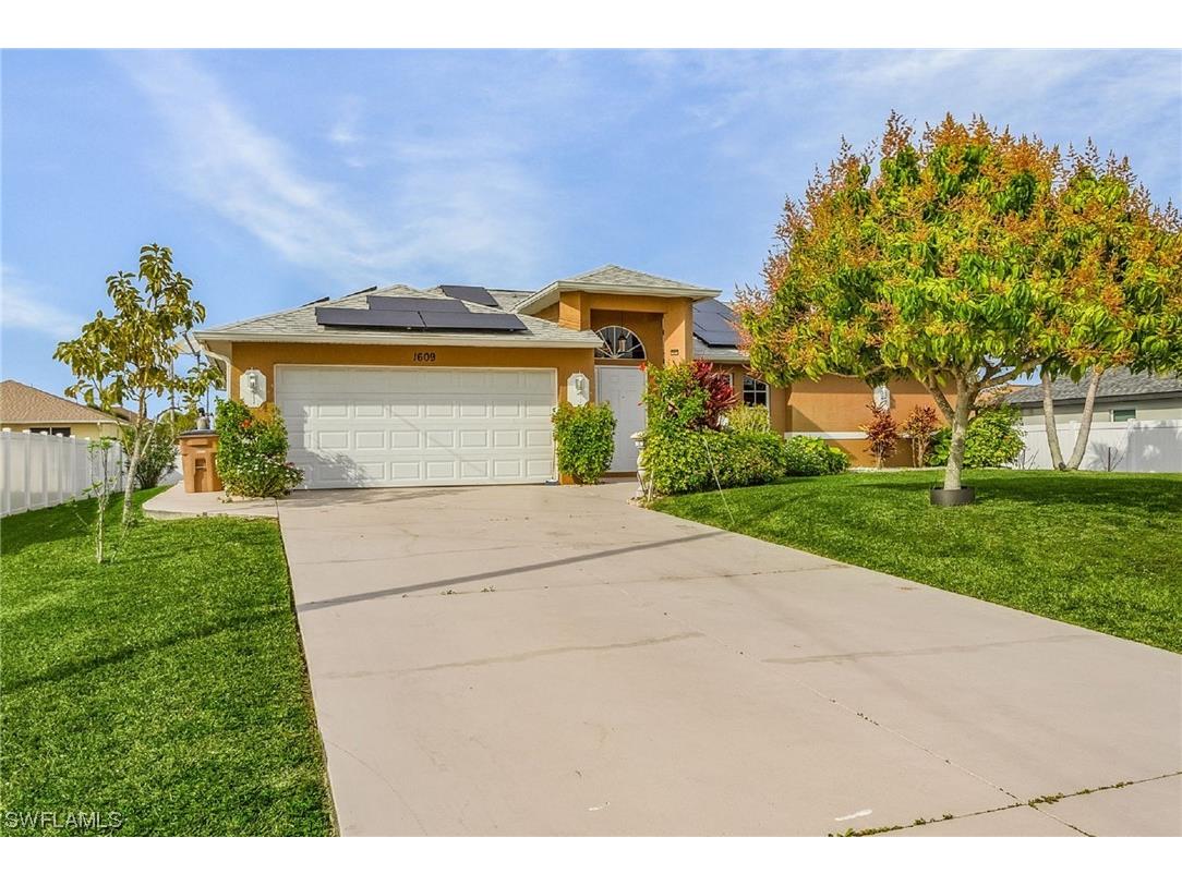 1609 SW 19th Terrace Cape Coral FL 33991 224020869 image1