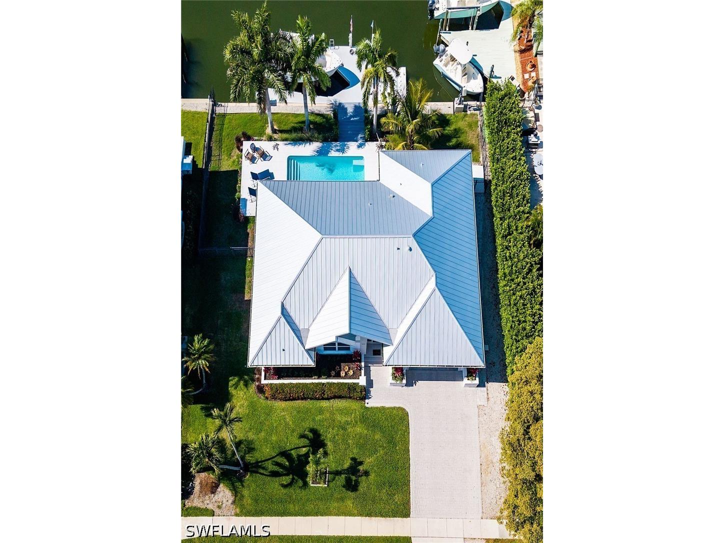 1609 Villa Court Marco Island FL 34145 226020289 image3
