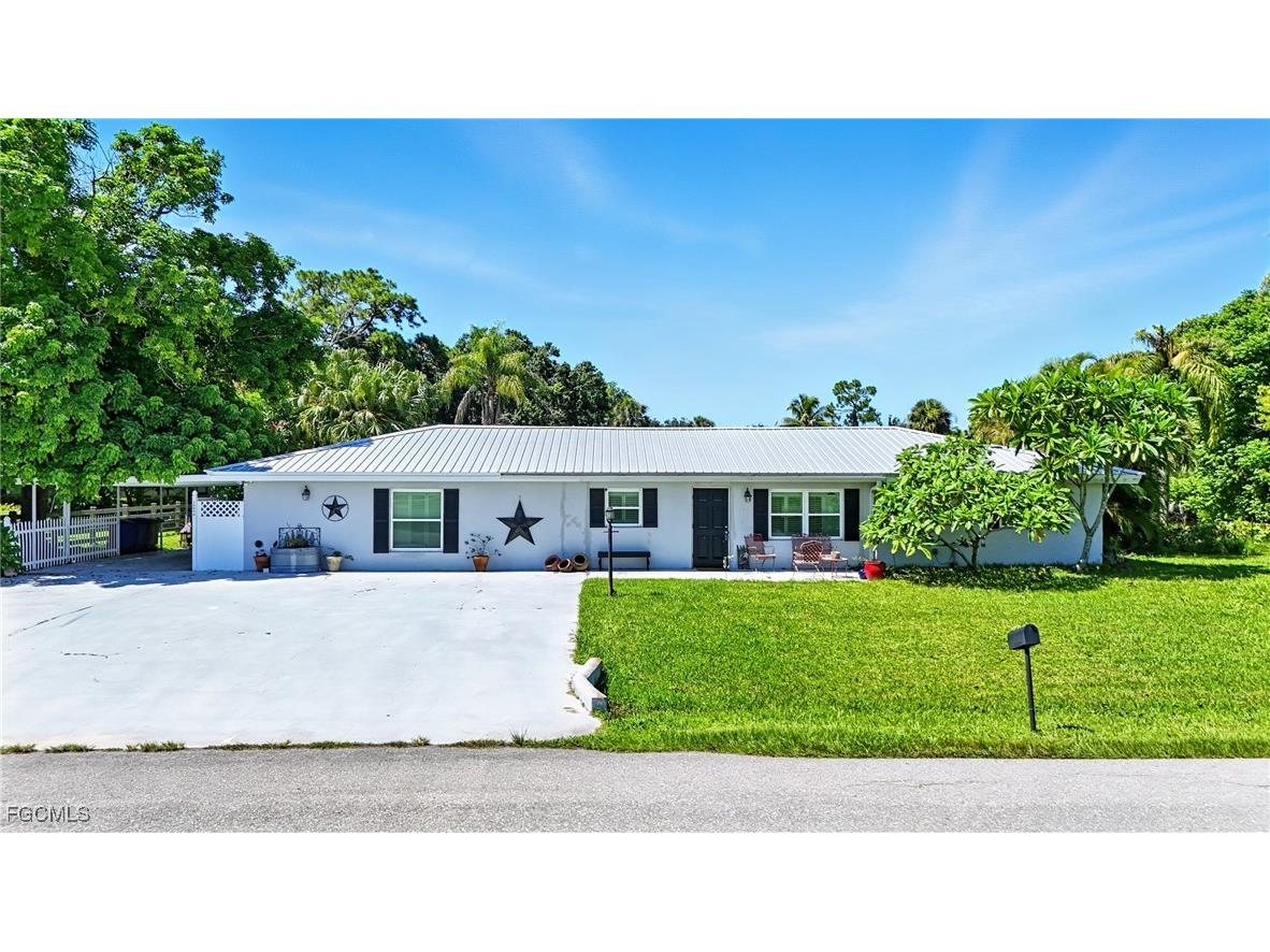 16090 Old Olga Road Alva FL 33920 2025006052 image1