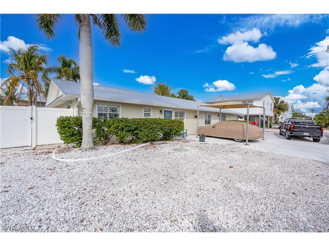 16091/093 Porto Bello Street Bokeelia FL 33922 224002620 image8