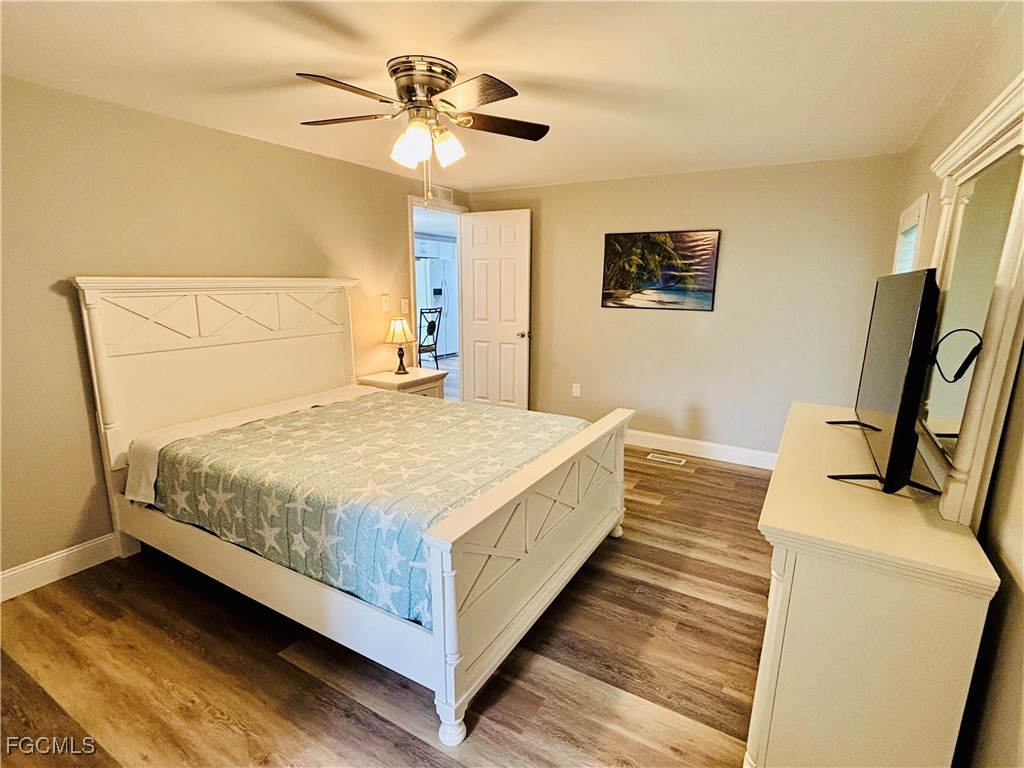 16091 Siesta Drive Fort Myers FL 33908 2025004688 image10