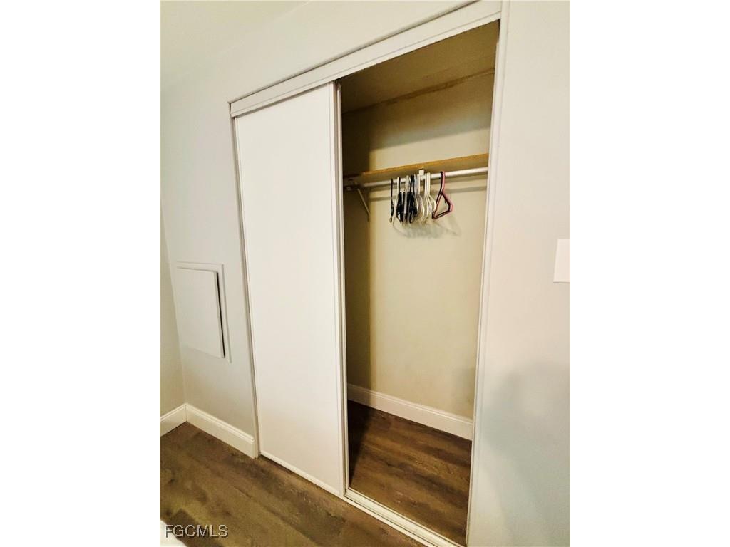 16091 Siesta Drive Fort Myers FL 33908 2025004688 image14