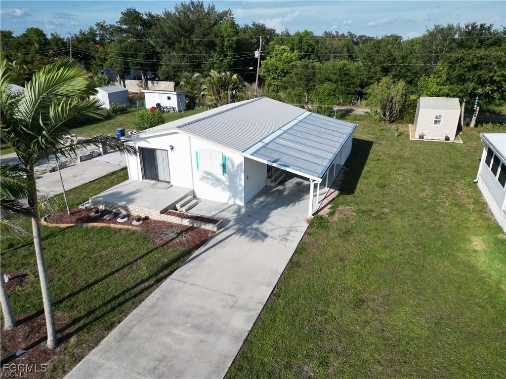 16091 Siesta Drive Fort Myers FL 33908 2025004688 image2