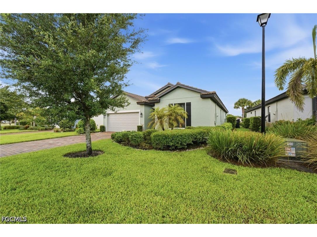 16095 Mistflower Drive Alva FL 33920 2026027301 image2