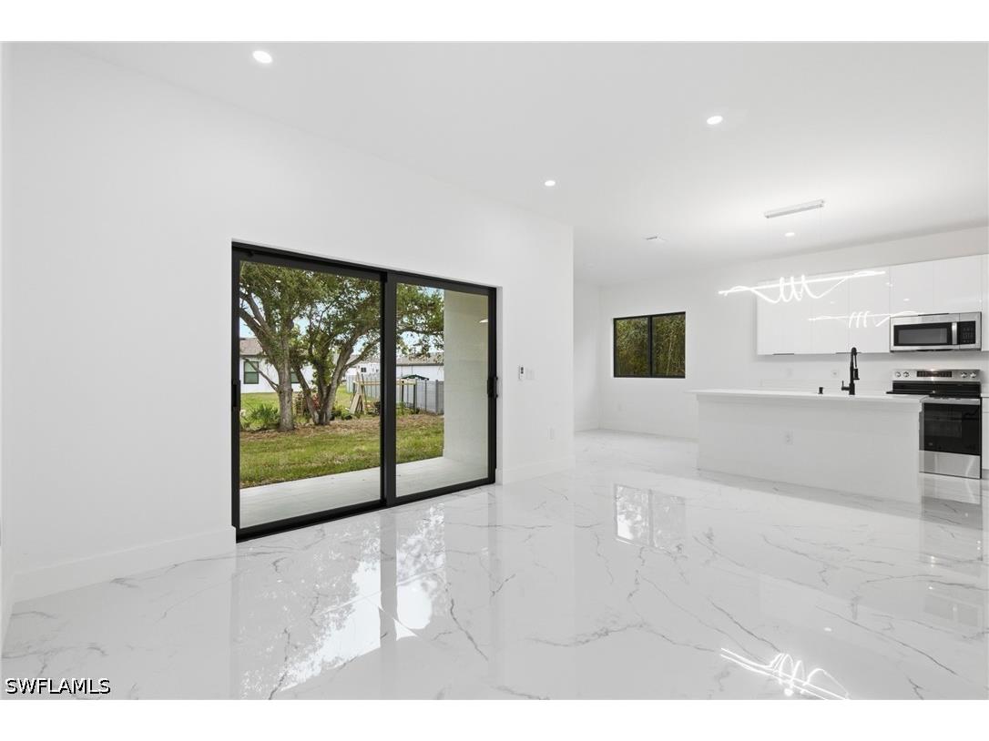 161 Blackstone Drive Fort Myers FL 33913 226021094 image10