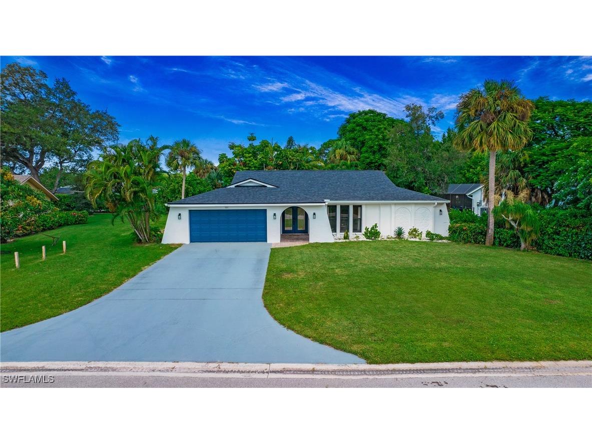 161 Forestwood Drive Naples FL 34110 224096293 image1